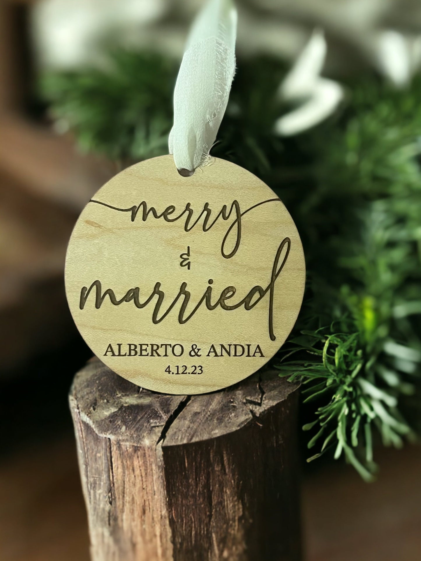 Personalized Merry and Married Ornament 2023, First Christmas Married, Custom Christmas Gift, Newlywed, Just Married present, Wood