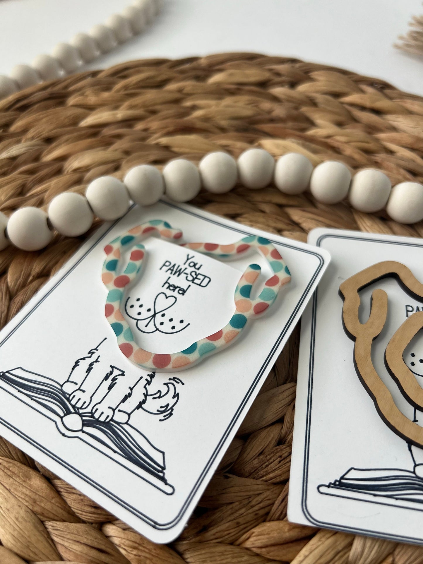 Dog Face Bookmark, Pet Paw Bookmark, Paw Print, Dog Lover Present, Chip Bag Clip, Gift for Pet Lovers, Gift for Her, Rescue dog gift
