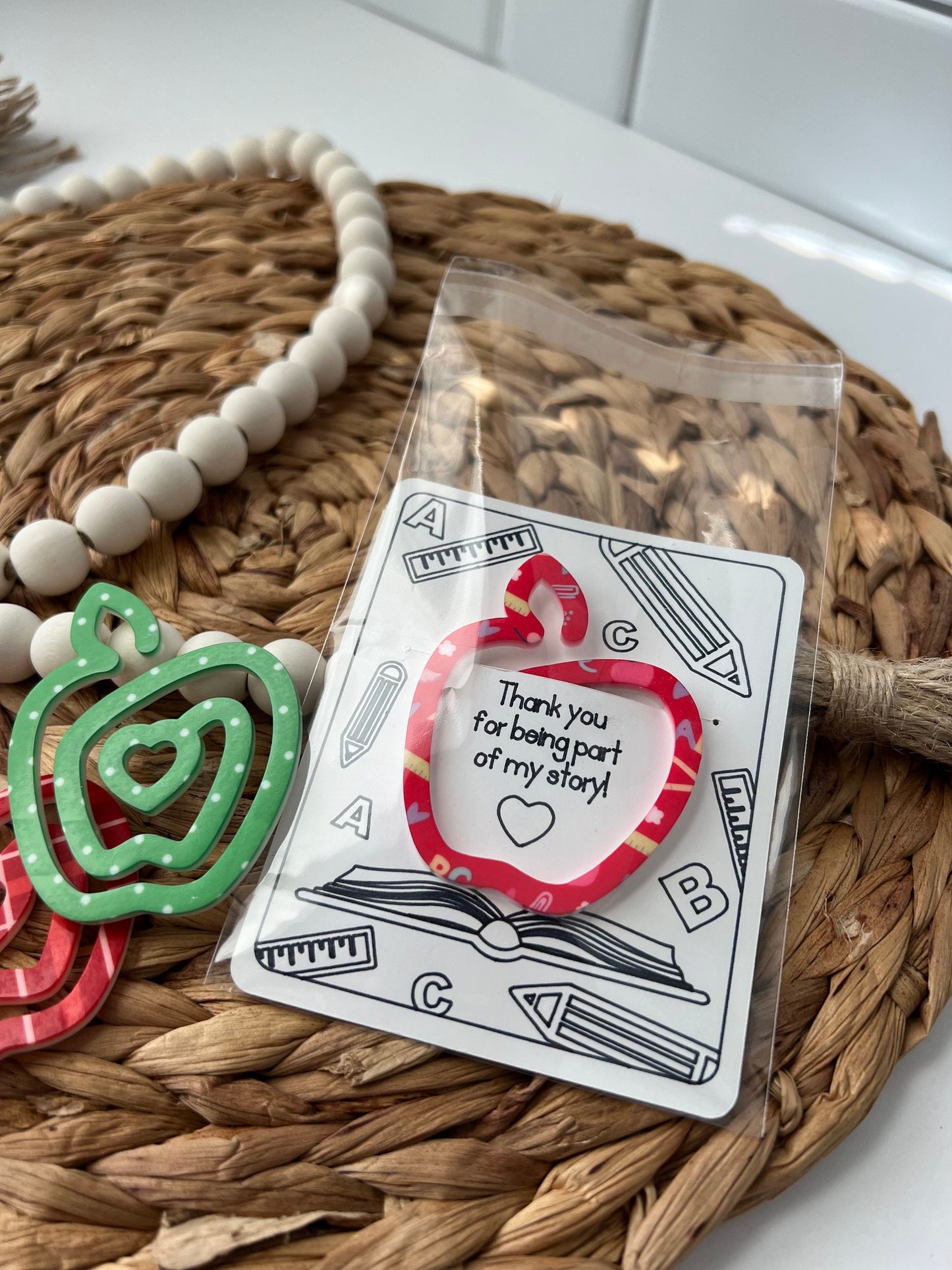 Teacher Bookmark, Teacher Appreciation, Apple bookmark, Teacher Gift Card Holder, Back to School, End of Year Present, Gift for Teacher