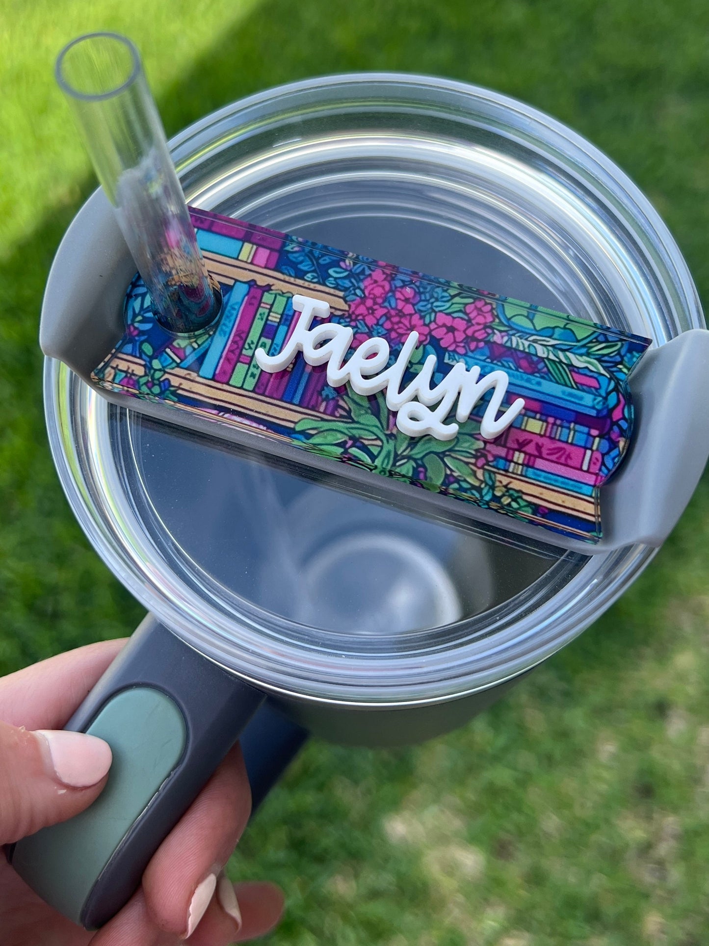 Personalized Book Plant Lover Tumbler Name Topper, Custom Plate Tag, 20oz 30oz 40oz Tumbler Lid Tag, Book Club Present, Bookish, Reader