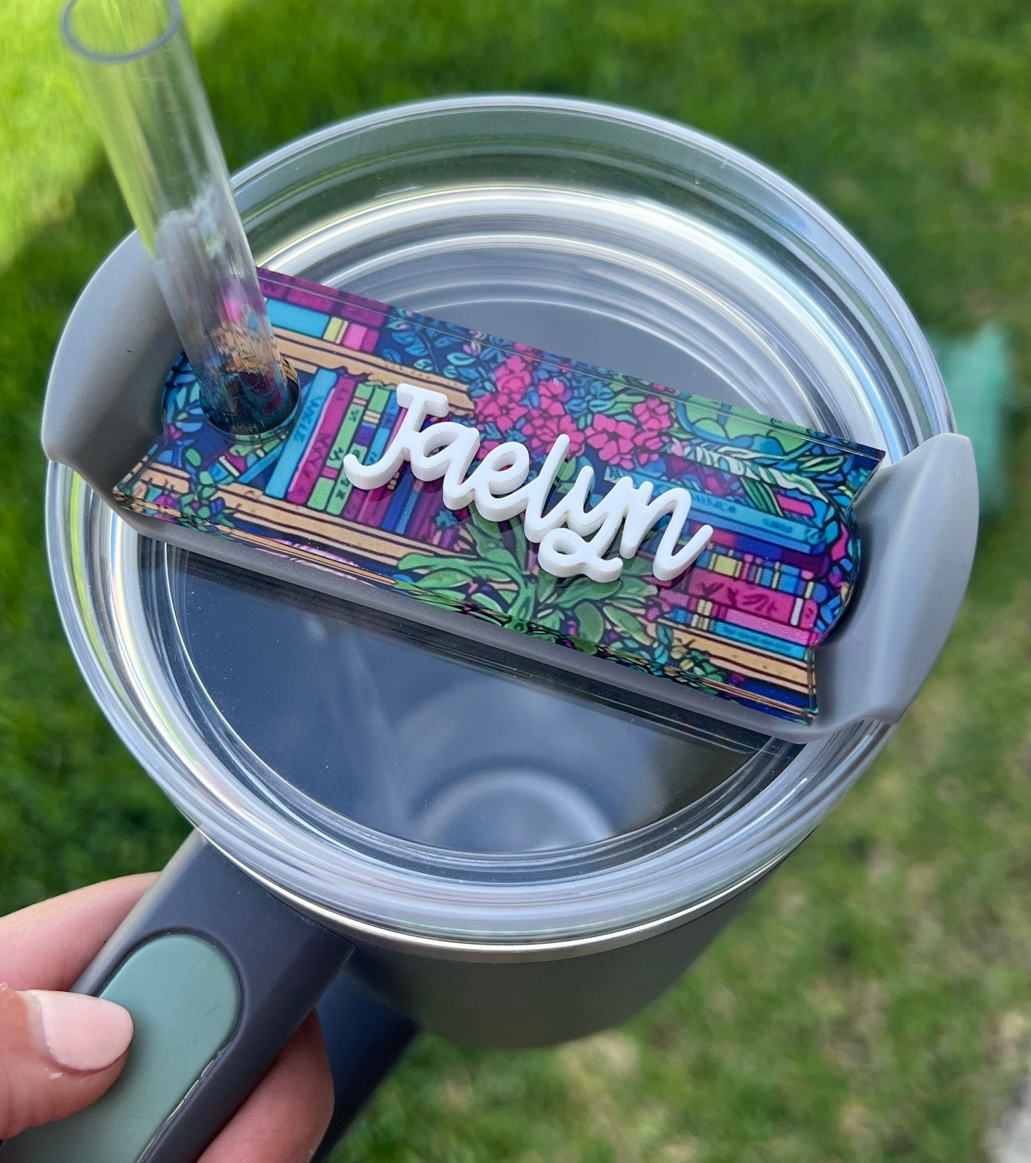 Personalized Book Plant Lover Tumbler Name Topper, Custom Plate Tag, 20oz 30oz 40oz Tumbler Lid Tag, Book Club Present, Bookish, Reader