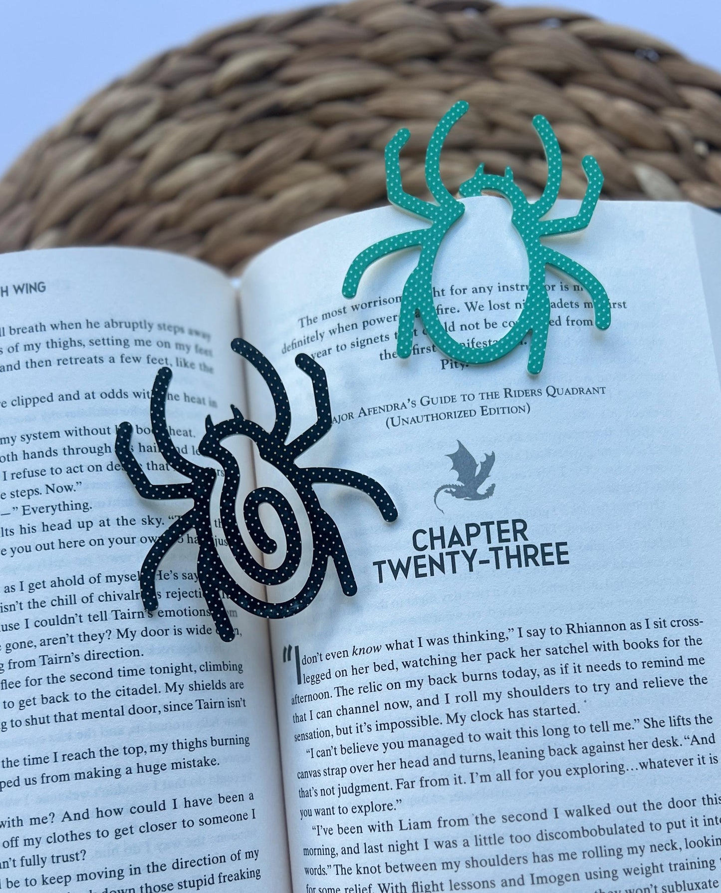 Spider Bookmark, Book Lover Gift, Gift for Reader, Book Club Present, Acrylic Bookmark, Paper Clip, Halloween Spooky Season Gift