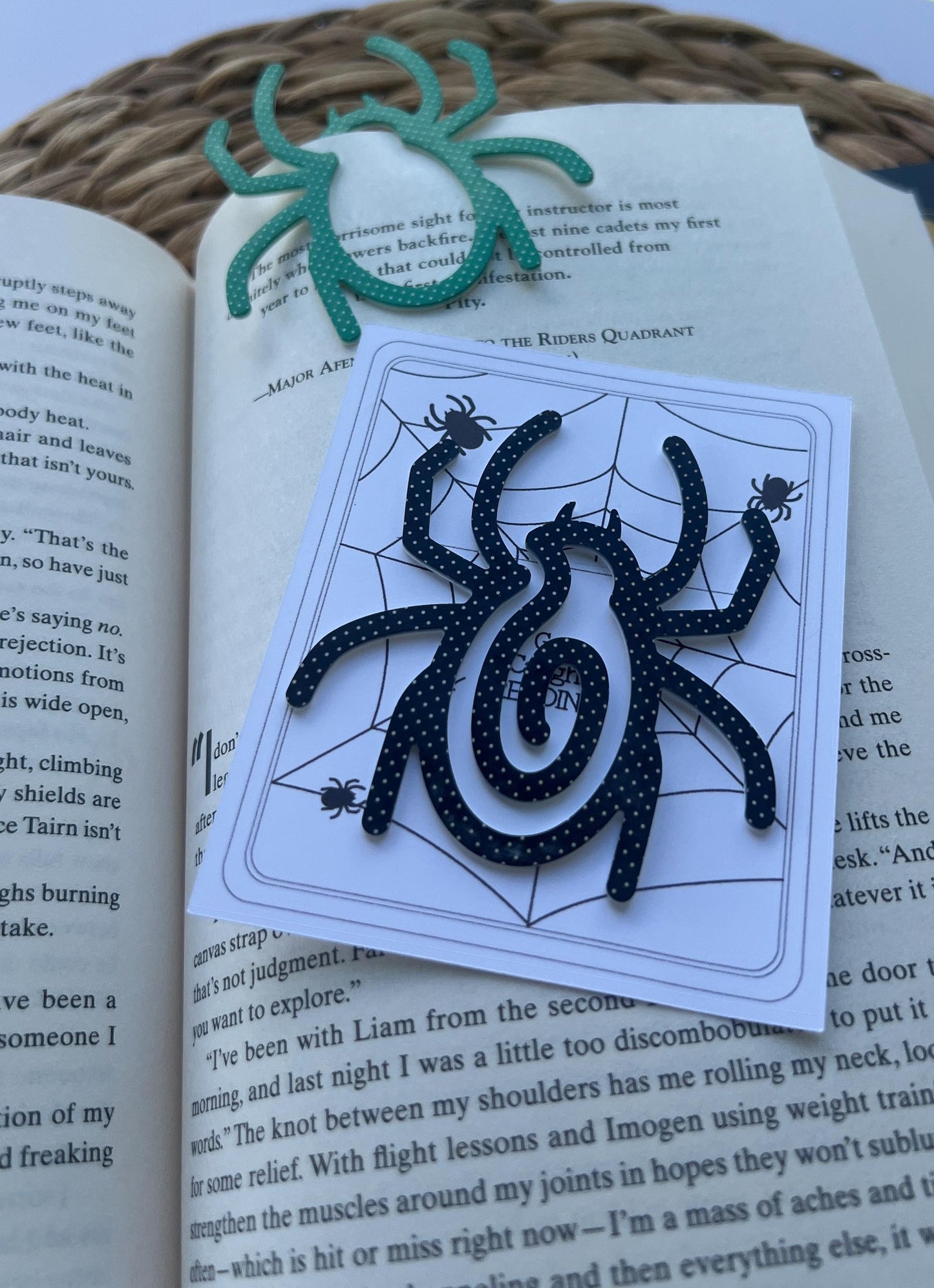 Spider Bookmark, Book Lover Gift, Gift for Reader, Book Club Present, Acrylic Bookmark, Paper Clip, Halloween Spooky Season Gift