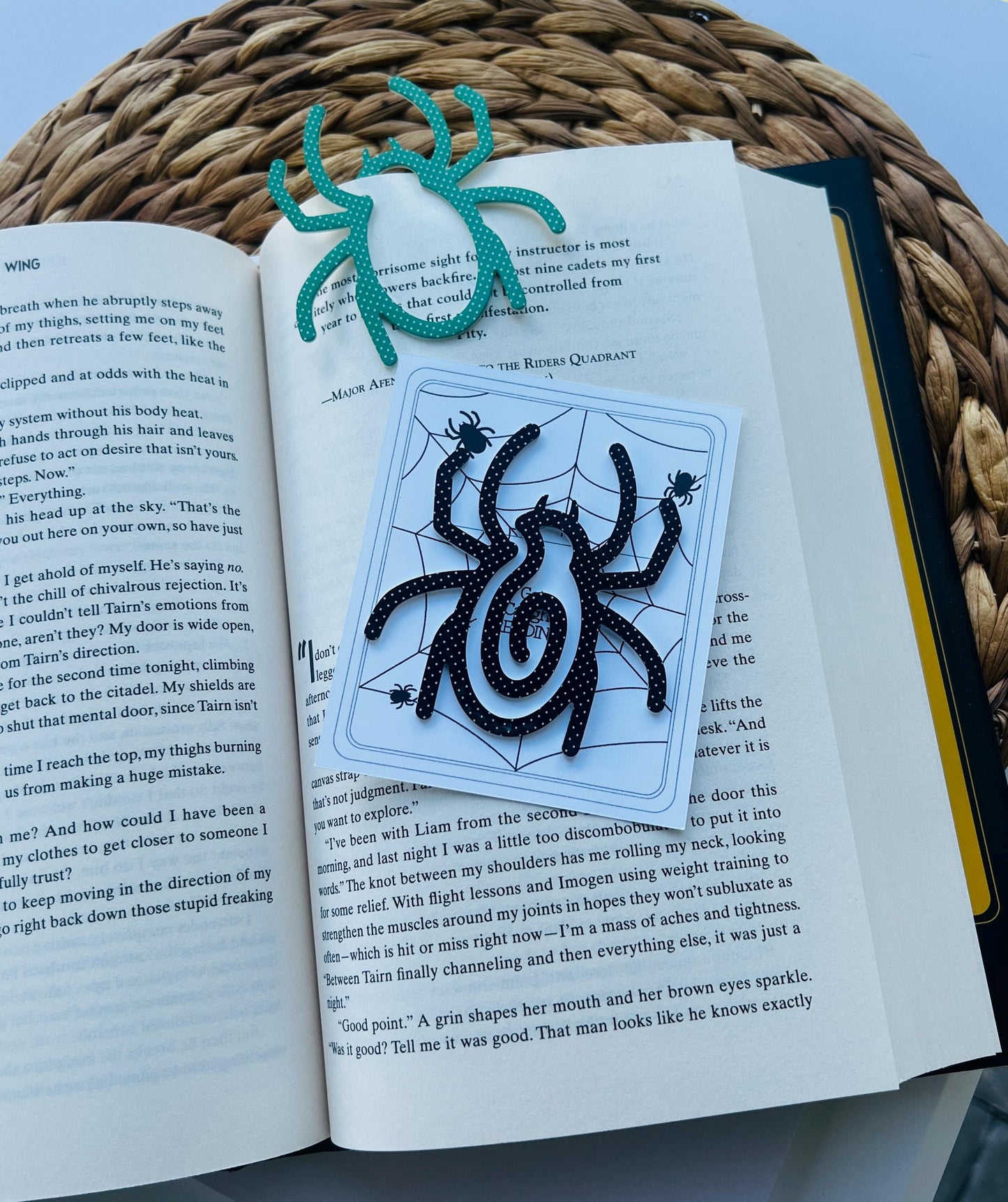 Spider Bookmark, Book Lover Gift, Gift for Reader, Book Club Present, Acrylic Bookmark, Paper Clip, Halloween Spooky Season Gift