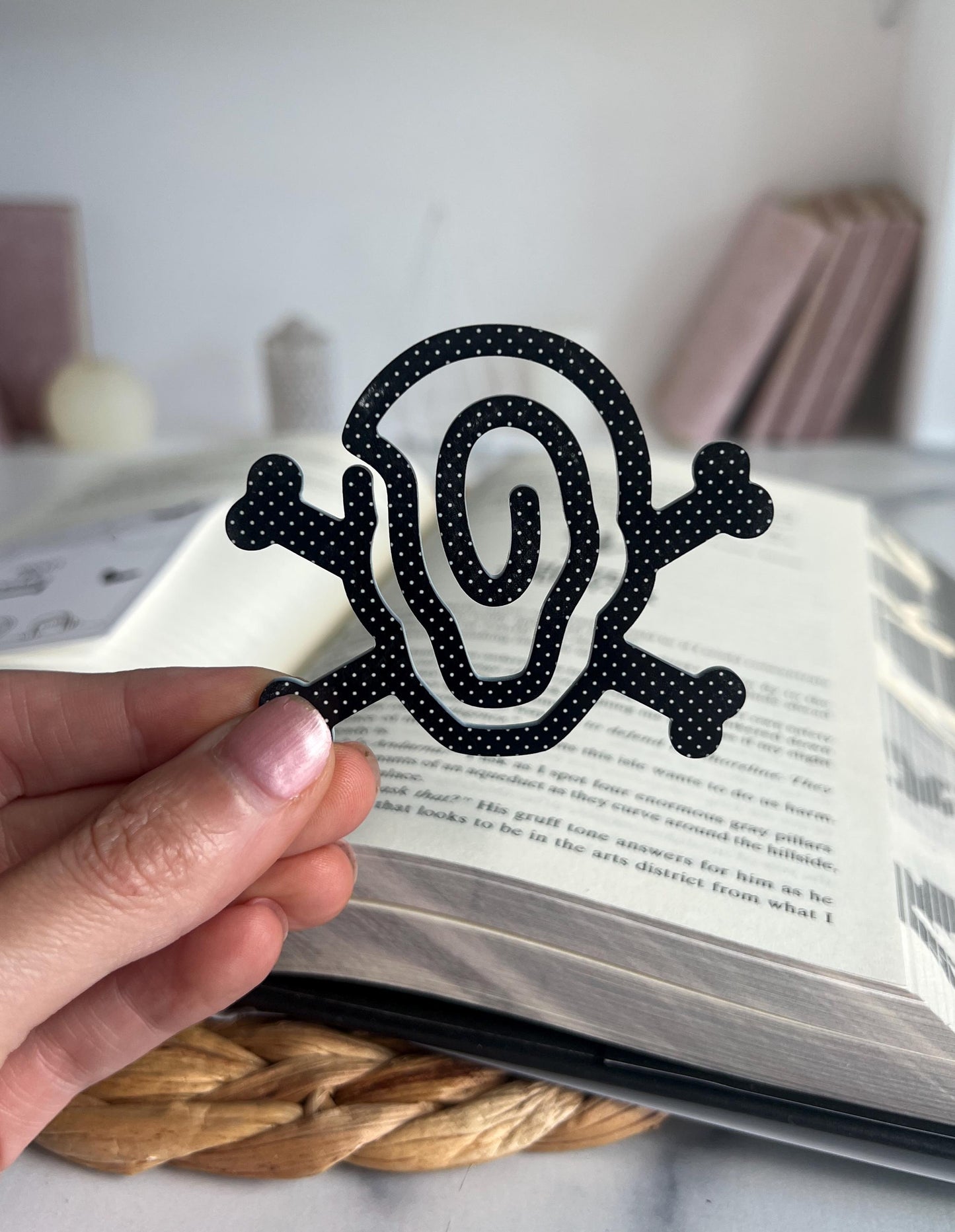 Halloween Skull Acrylic Bookmark, Book Lover Gift, Cute Halloween Bookmark, Pirate Party, Bookish Gift, Booktok