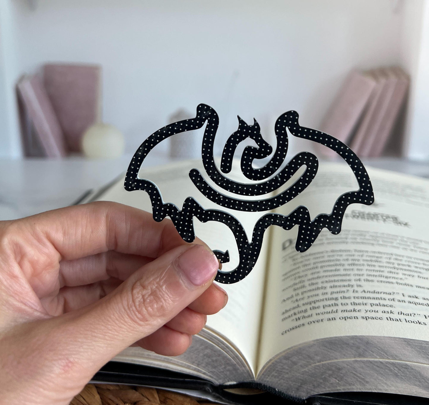 Dragon Acrylic Bookmark, Fun Reading Gift for Fantasy Lovers & Bookworms, Book Lover Gift, Bookish Present, Mystical Reader