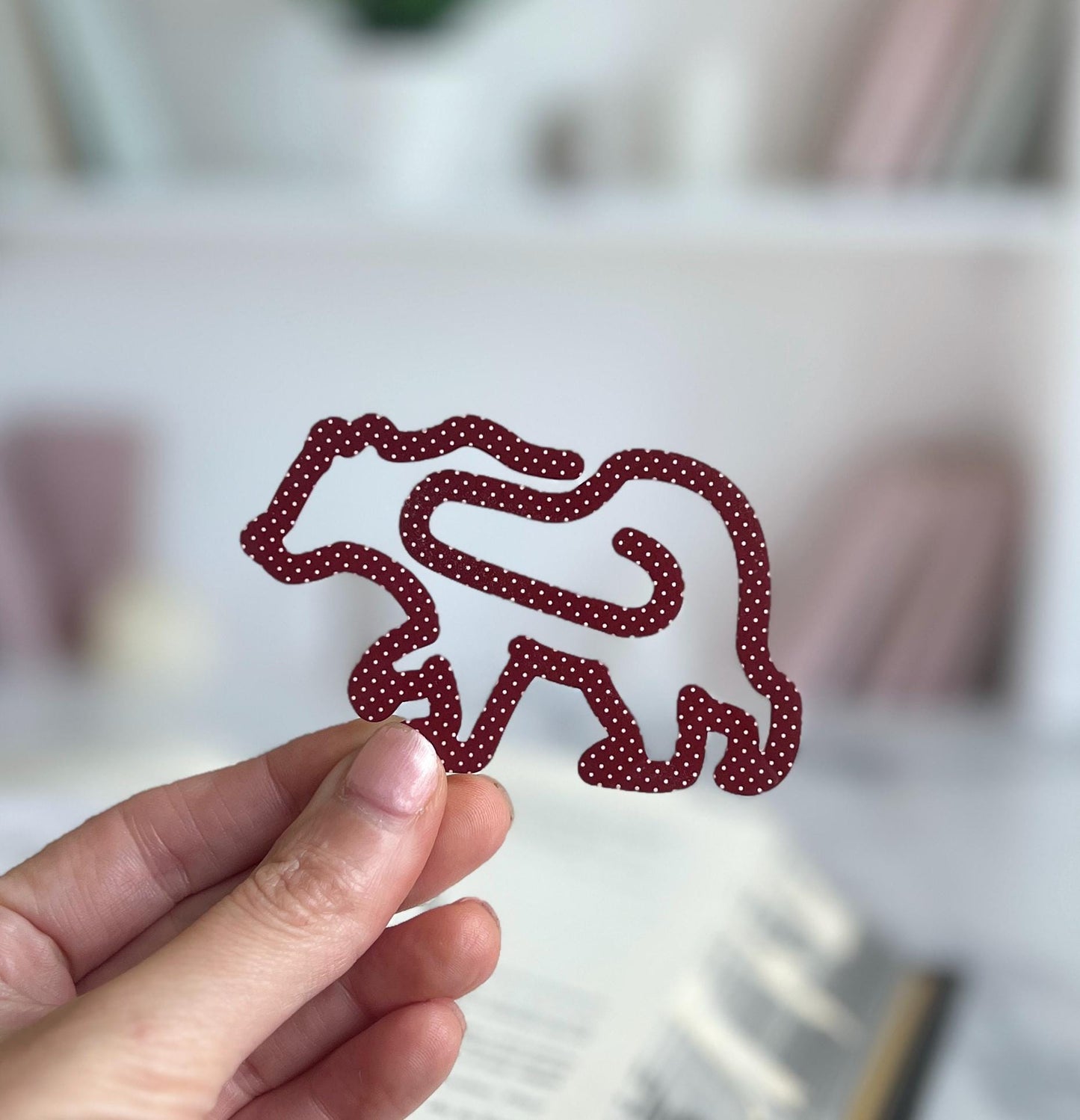 Bear Acrylic Bookmark, Reading Gift for Nature Lover, Bookworms, Book Lover Gift, Bookish Present, Bookish Present, Booktok, Gift for Reader