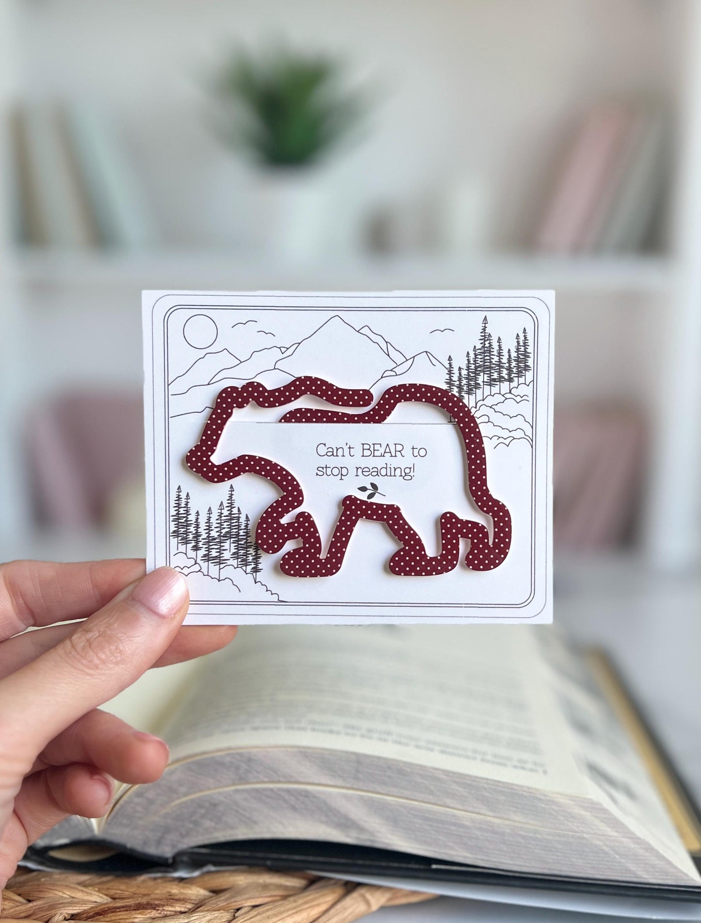 Bear Acrylic Bookmark, Reading Gift for Nature Lover, Bookworms, Book Lover Gift, Bookish Present, Bookish Present, Booktok, Gift for Reader