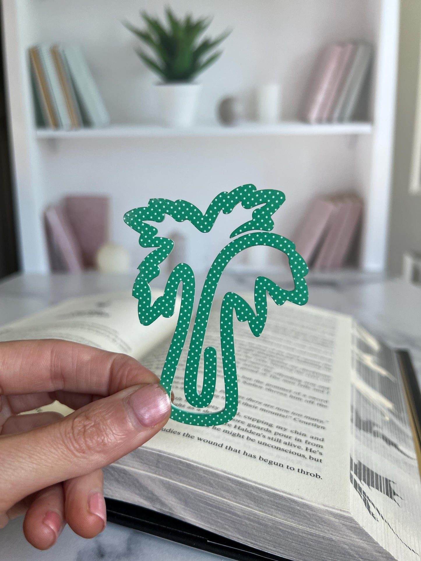 Palm Tree Bookmark, Tropical Acrylic Book Mark,  Book Lover Gift, Booktok, Bookish Present, Book Club, Gift for Readers, Cute Island Gift