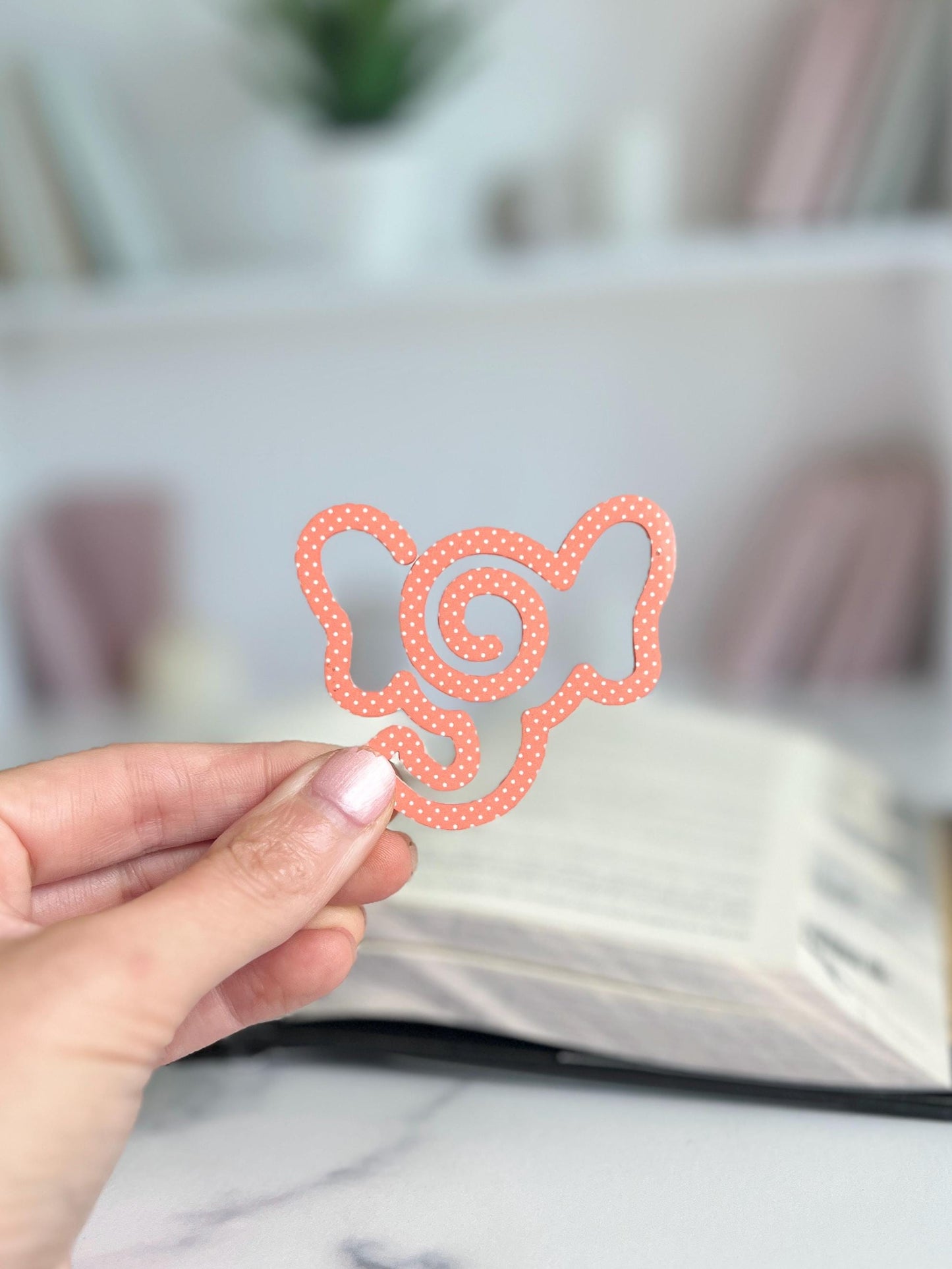 Elephant Acrylic Bookmark, Cute Book Mark, Gift for Readers, Book Club Present, Bookish, Booktok, Cute Reading Gift, Teacher Gift