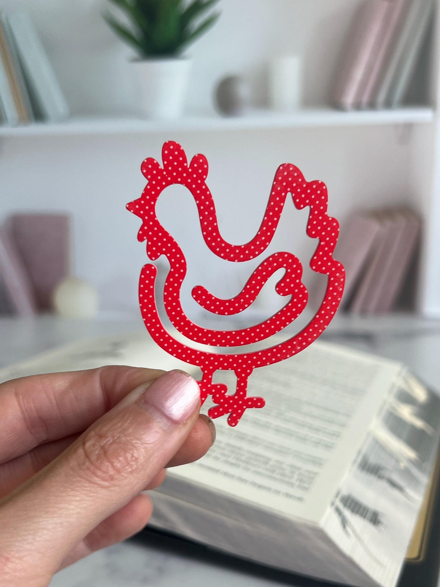 Chicken Bookmark, Chicken Coop, Book club Present, Paper Clip, Acrylic, Book lover gift, Booktok Bookish, Stocking Stuffer, Teacher Gift