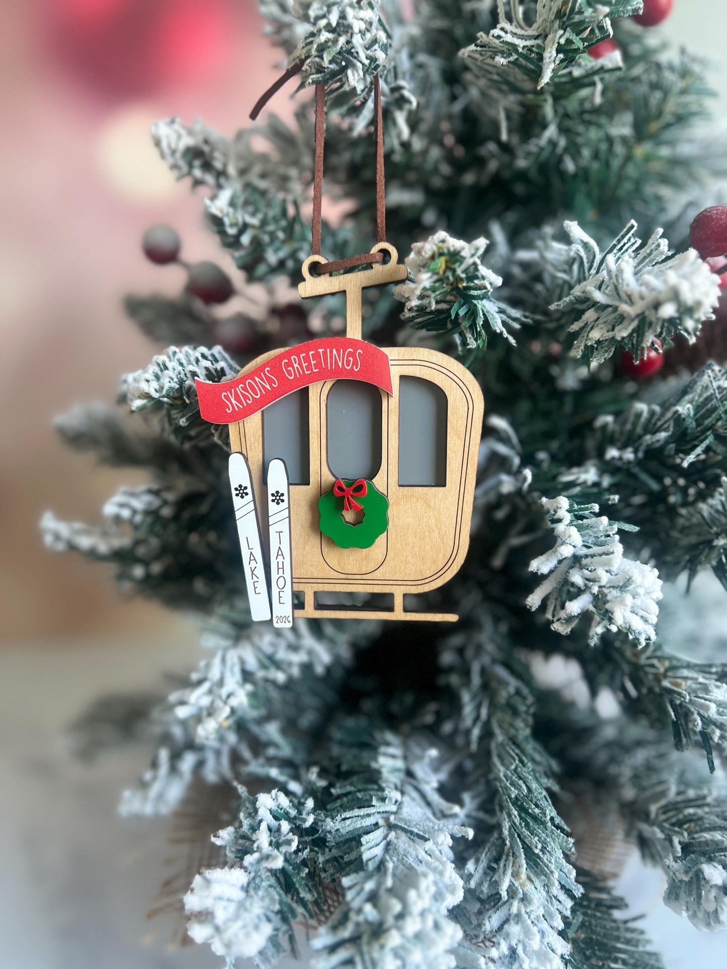 Personalized Ski Gondola Christmas Ornament, Apres Ski, Family Trip Memory, Vacation Keepsake, Custom Holiday Present, Skier Skiing Team