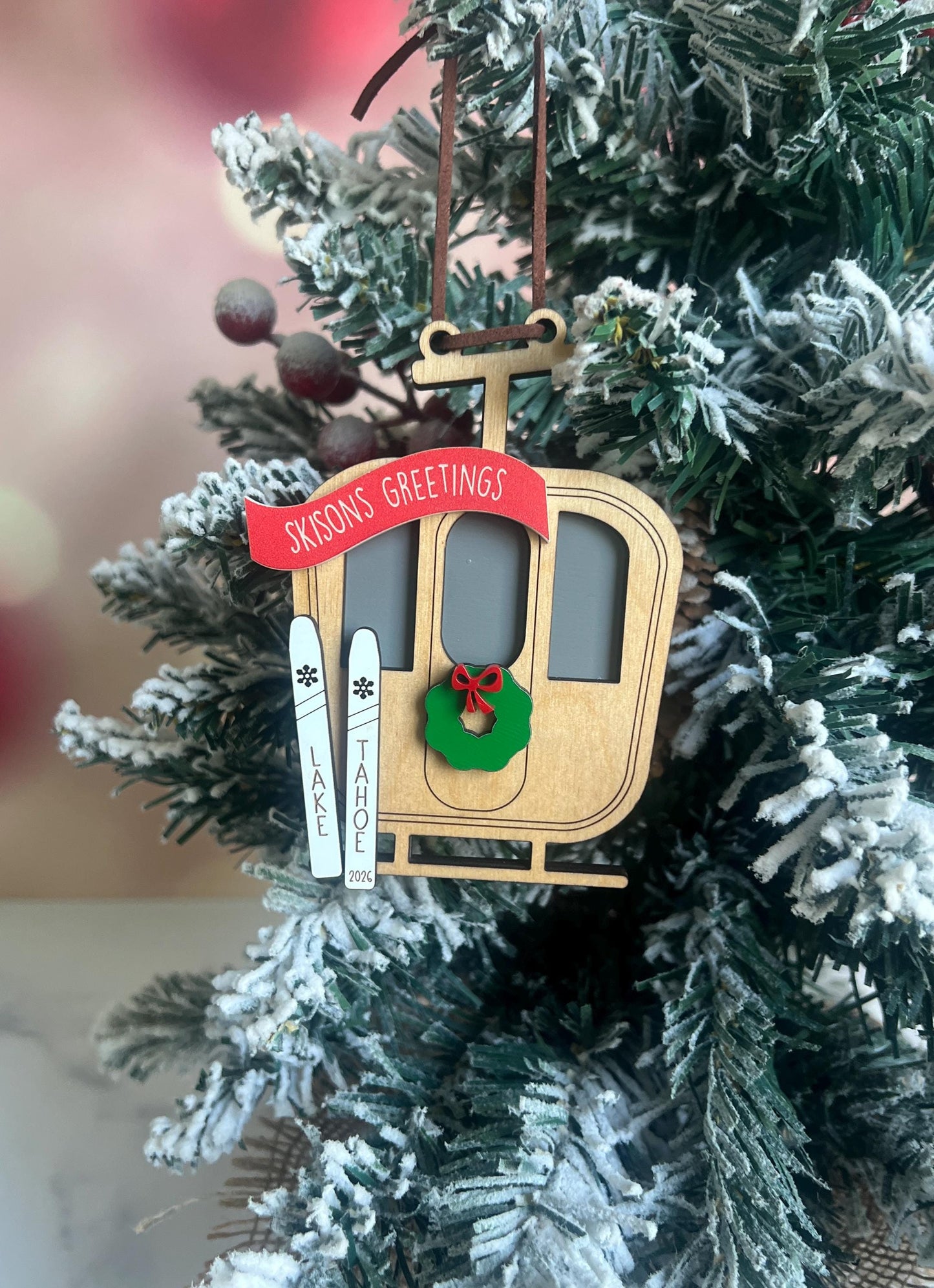 Personalized Ski Gondola Christmas Ornament, Apres Ski, Family Trip Memory, Vacation Keepsake, Custom Holiday Present, Skier Skiing Team