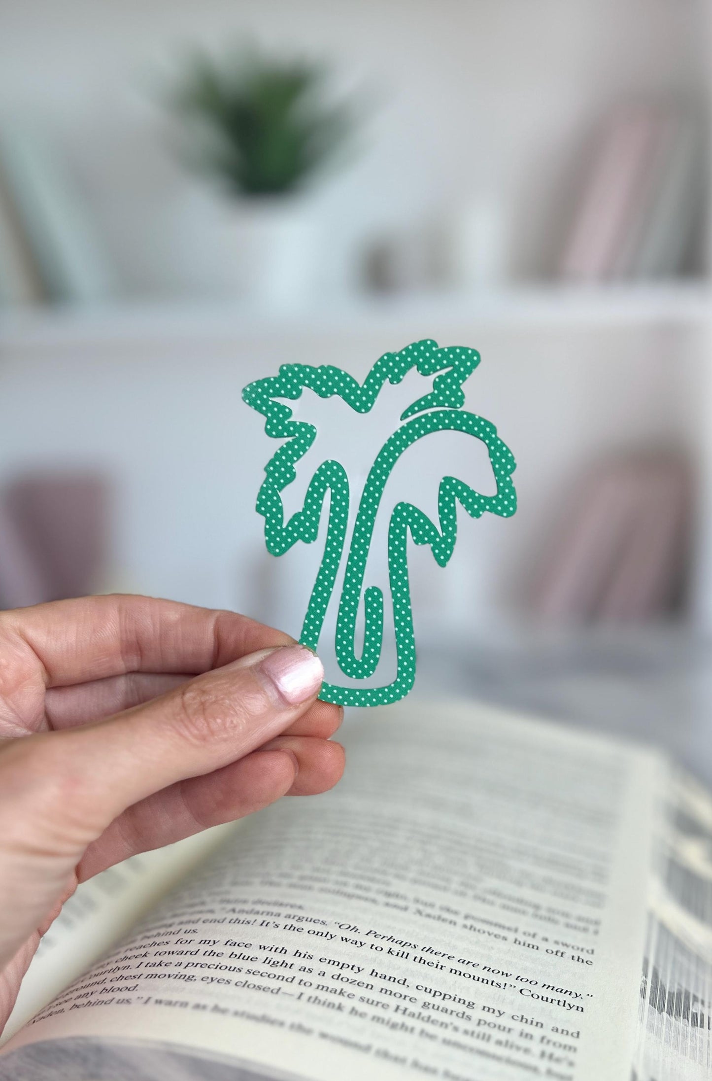 Palm Tree Bookmark, Tropical Acrylic Book Mark,  Book Lover Gift, Booktok, Bookish Present, Book Club, Gift for Readers, Cute Island Gift