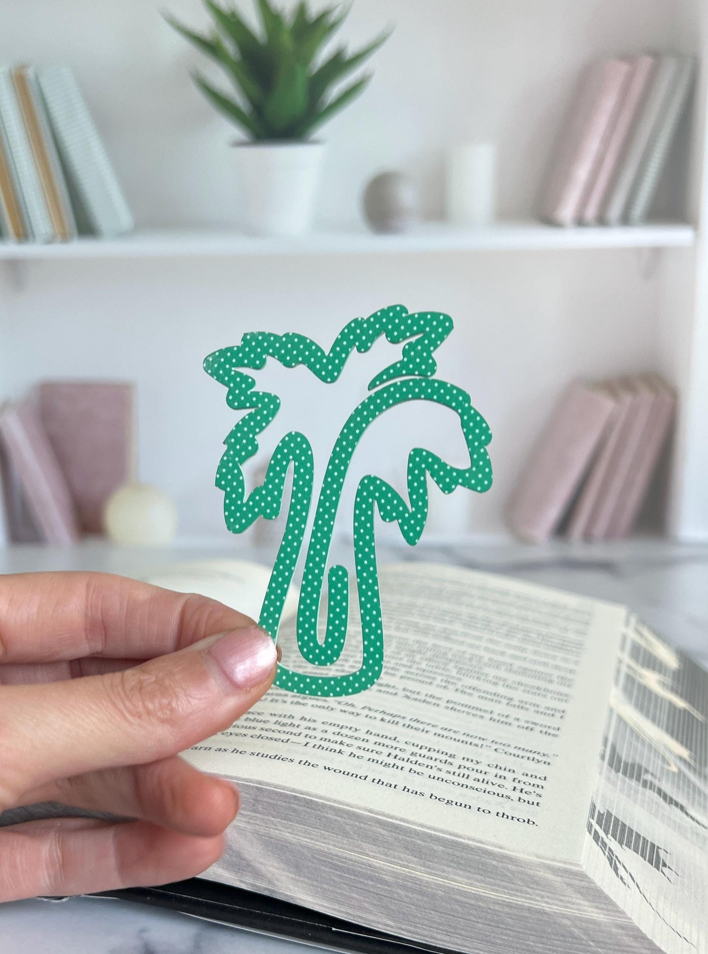 Palm Tree Bookmark, Tropical Acrylic Book Mark,  Book Lover Gift, Booktok, Bookish Present, Book Club, Gift for Readers, Cute Island Gift