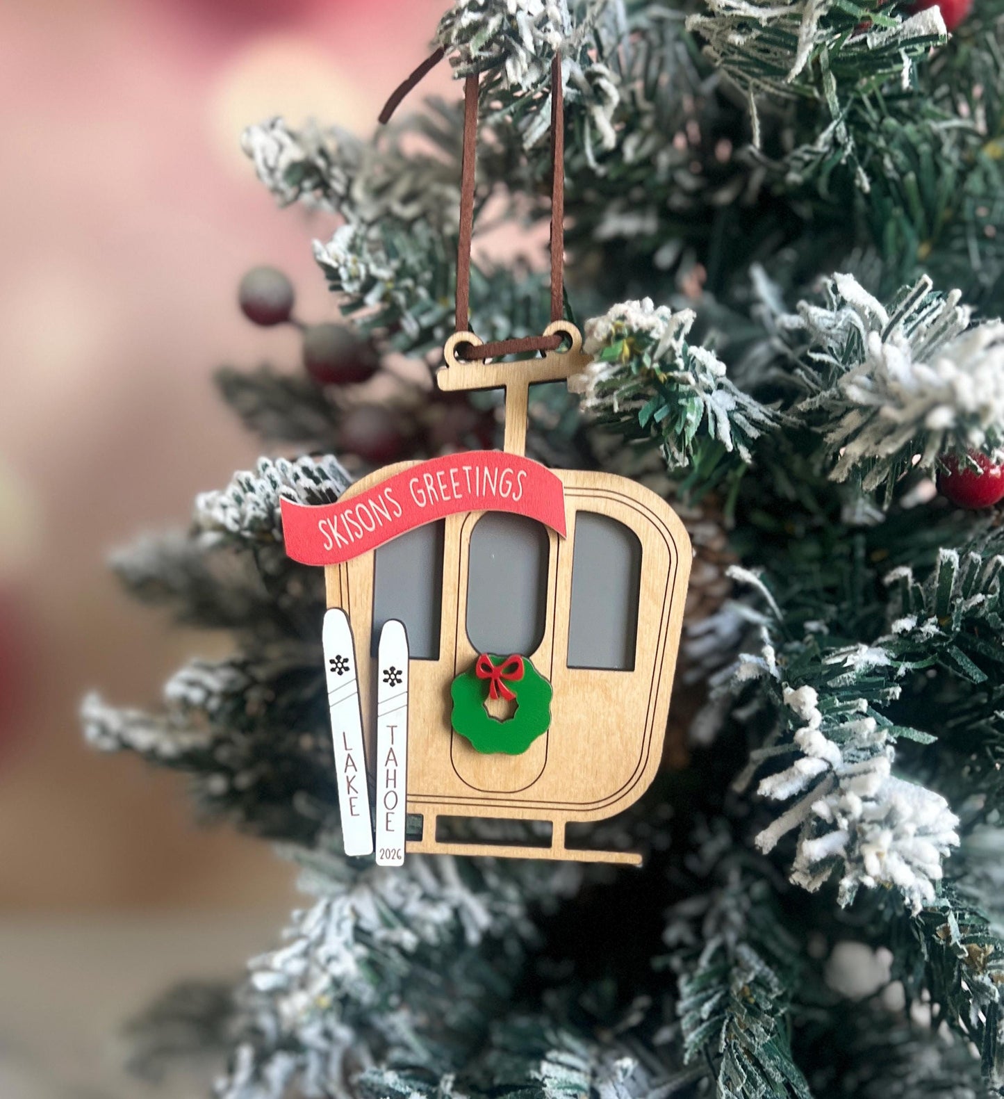 Personalized Ski Gondola Christmas Ornament, Apres Ski, Family Trip Memory, Vacation Keepsake, Custom Holiday Present, Skier Skiing Team