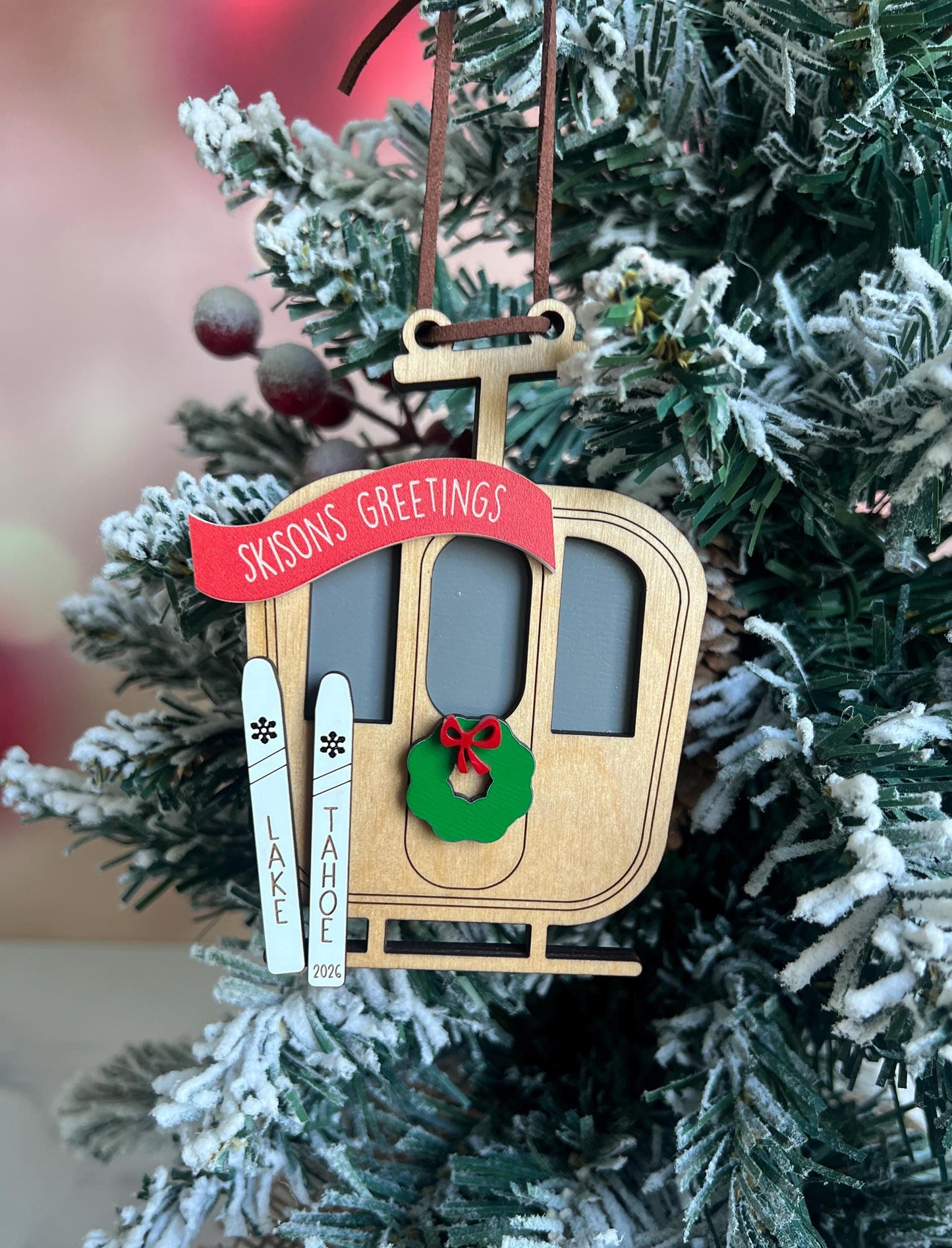 Personalized Ski Gondola Christmas Ornament, Apres Ski, Family Trip Memory, Vacation Keepsake, Custom Holiday Present, Skier Skiing Team