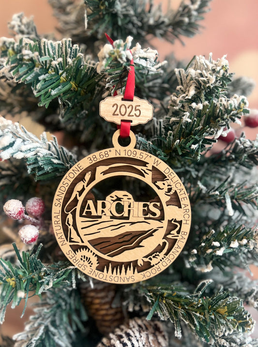 National Park Gifts, Wooden Christmas Ornament, Vacation Keepsake, Hiking Trip Souvenir, Christmas Present