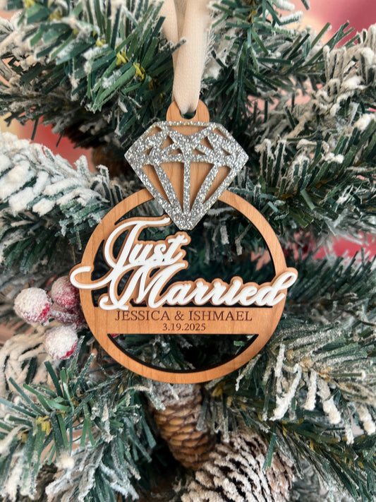 Personalized Married Christmas Ornament, Our First Christmas Married, Custom Newlywed Gift, Mr & Mrs, Wedding Ornament, Wedding Keepsake