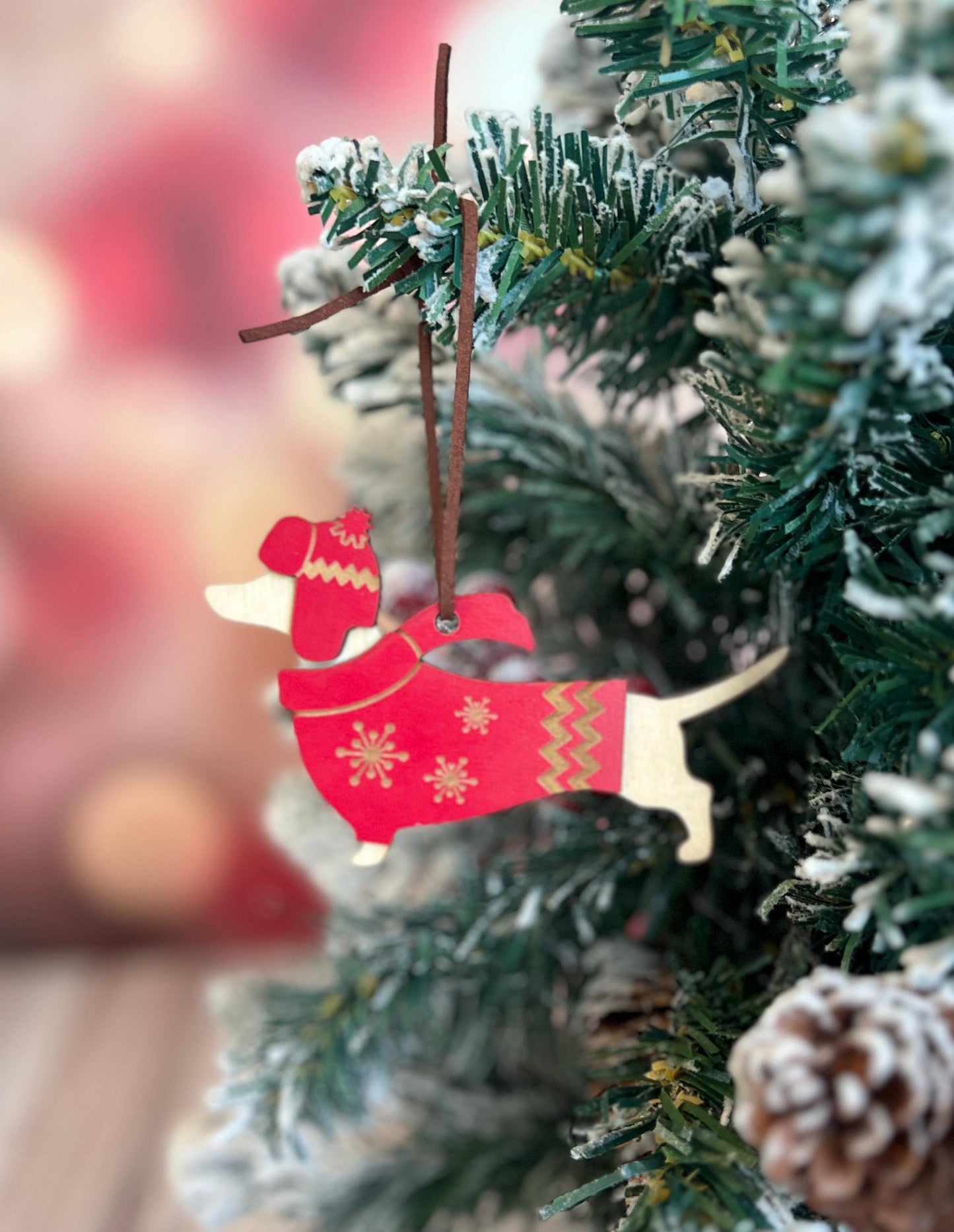 Dachshund Christmas Ornament, Weiner Dog, Doxie, Pet Lover, Dog Mom Gifts, New Puppy Present